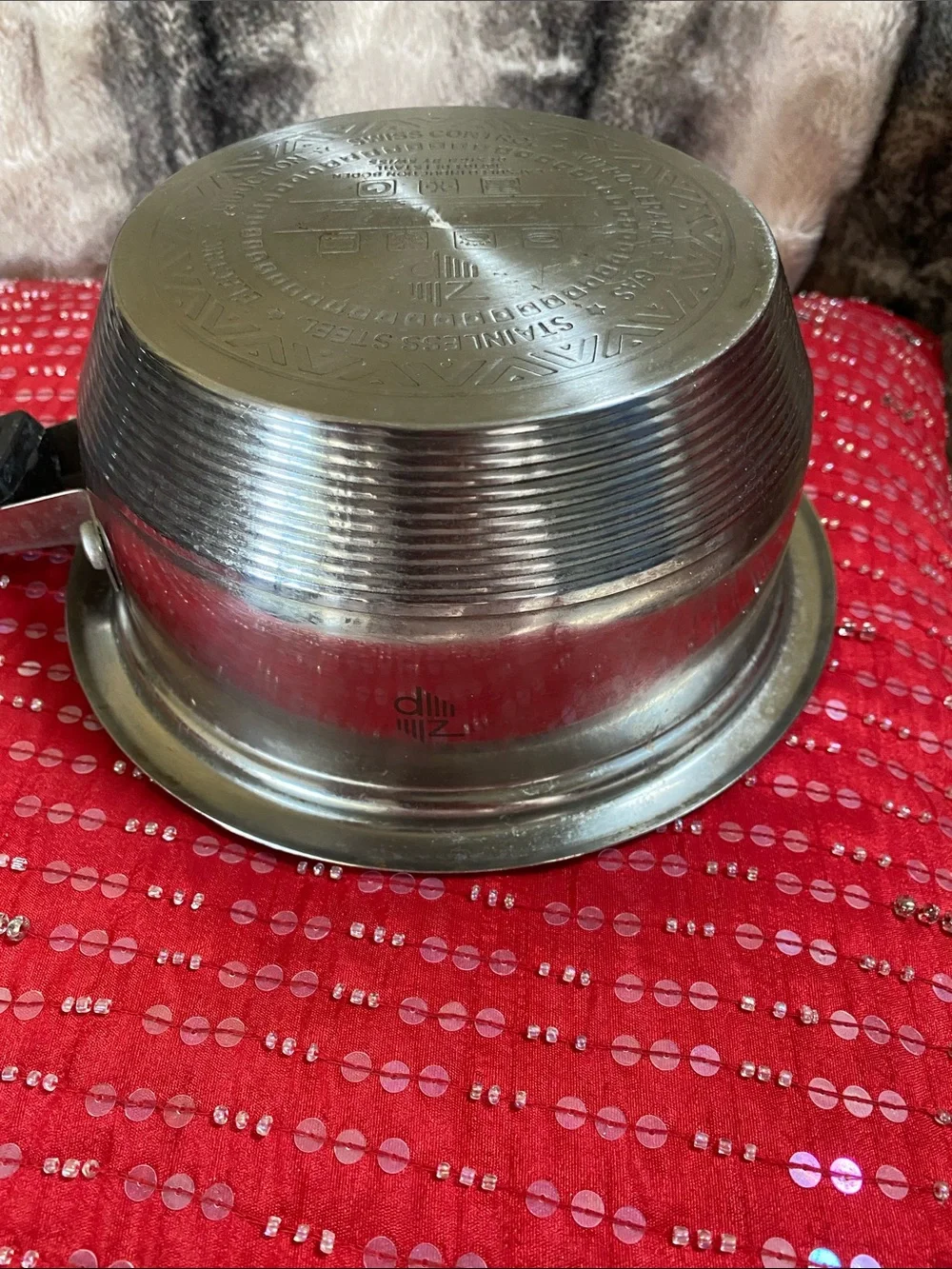Swiss Design Heavy Stainless Steel Graduated Healthy Cookware With Handle